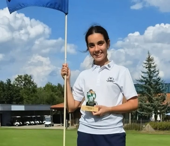 Marta sanchez ganadora en Izki Golf